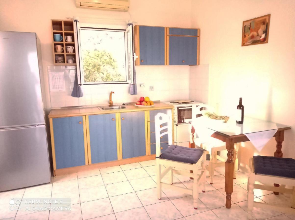 Evangelia House Sea View Apartments Agia Pelagia  Exterior photo